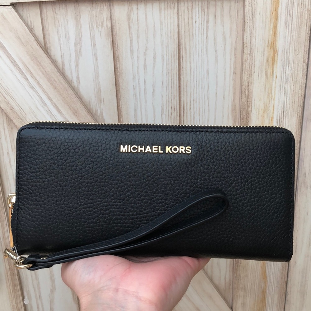 Nwt Michael kors jet set travel Wristlet - Picture 2 of 7